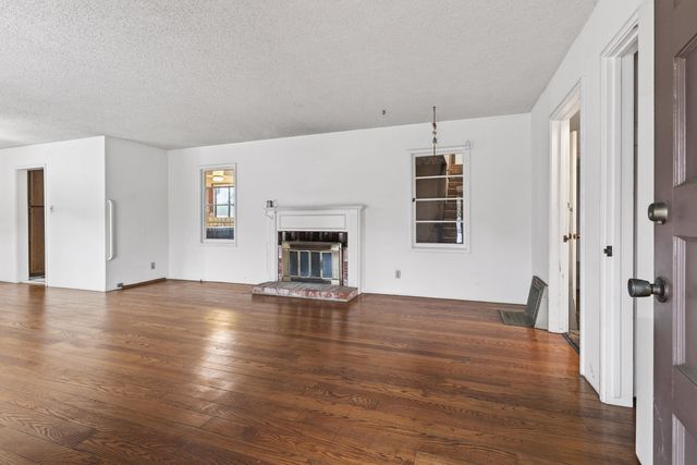 4513 Heyer Ave, Castro Valley, CA 94546