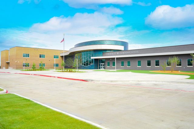 411 W Taylor Street, Sherman, TX 75092
