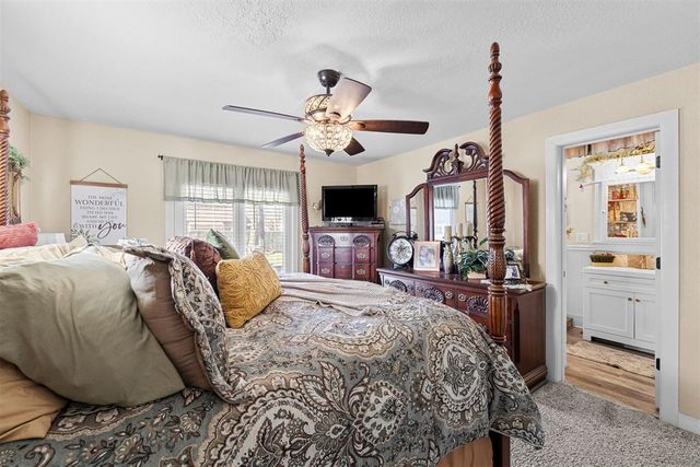 401 SW 4th Street, Tuttle, OK 73089