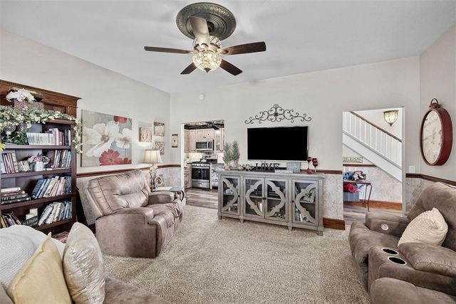 401 SW 4th Street, Tuttle, OK 73089