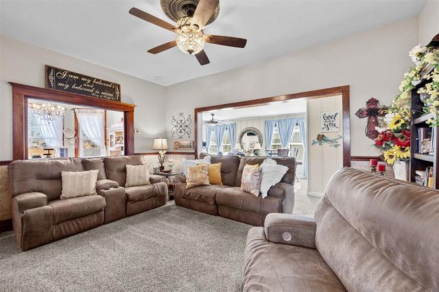 401 SW 4th Street, Tuttle, OK 73089