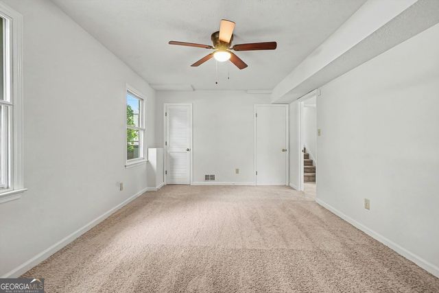220 Summer Pond Trail, Lawrenceville, GA 30046