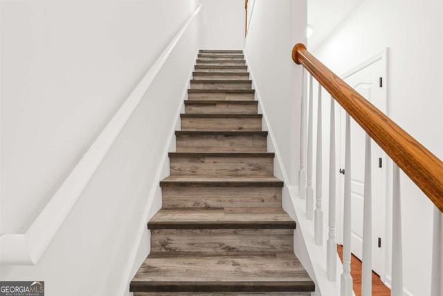 1201 Park Pass Way, Suwanee, GA 30024