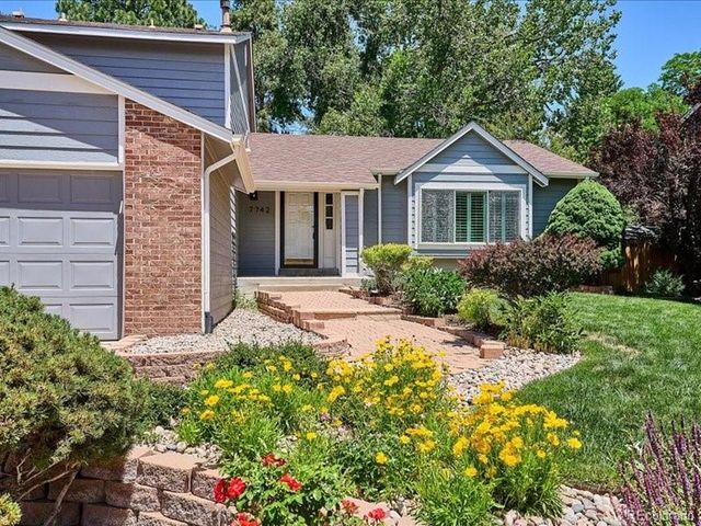7742 S Spruce St, Centennial, CO 80112