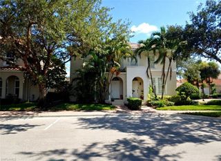 6112 Towncenter CIR, Naples, FL 34119