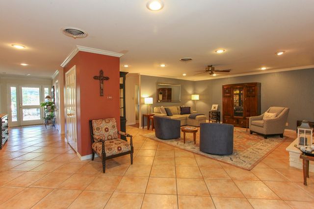 6 Highland Cove, Big Spring, TX 79720