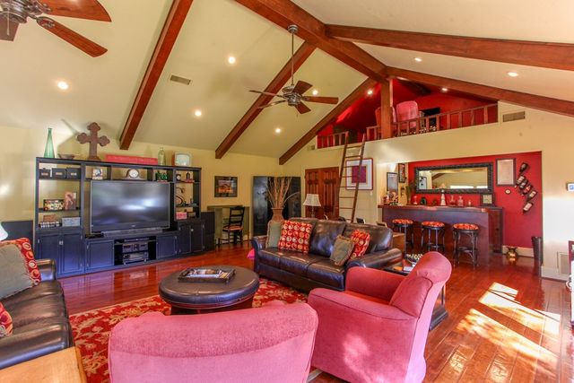 6 Highland Cove, Big Spring, TX 79720