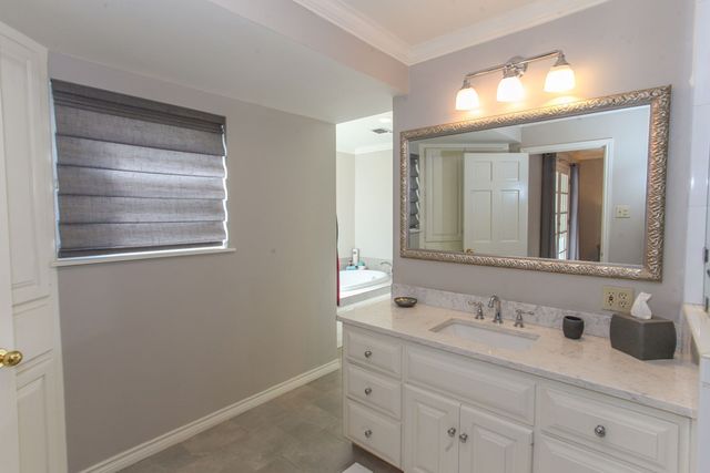 6 Highland Cove, Big Spring, TX 79720