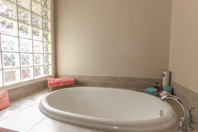 6 Highland Cove, Big Spring, TX 79720