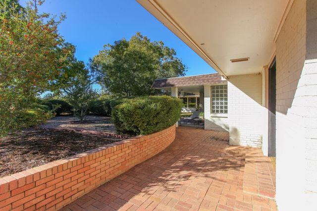 6 Highland Cove, Big Spring, TX 79720