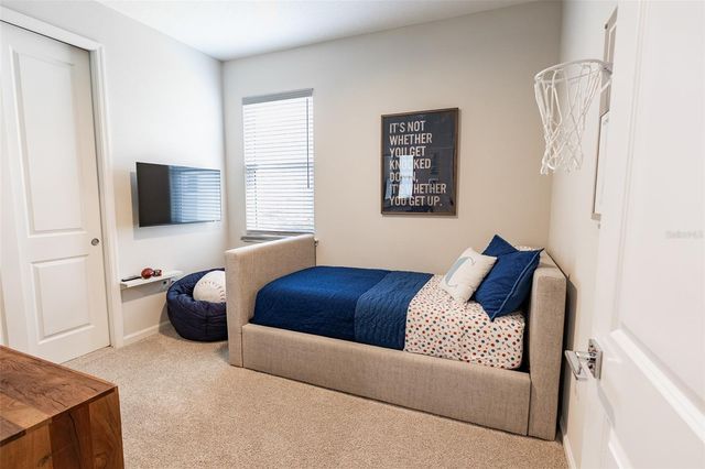 1204 VICTORIA HILLS DRIVE N, Deland, FL 32724