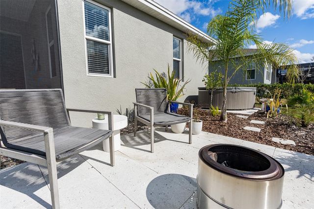 1204 VICTORIA HILLS DRIVE N, Deland, FL 32724