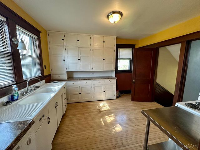 1415 Lyon Street, Saginaw, MI 48602