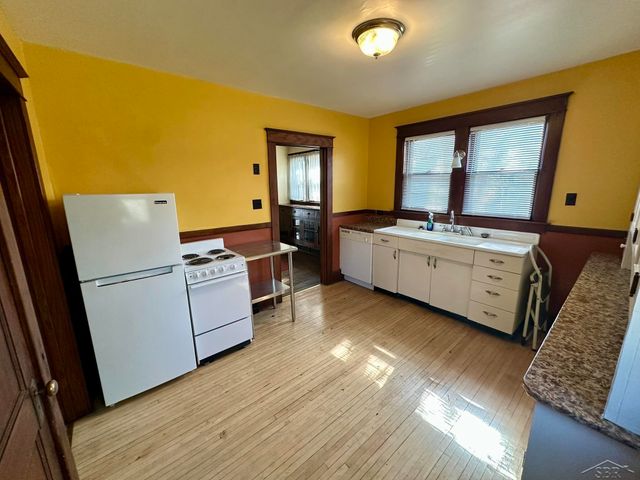 1415 Lyon Street, Saginaw, MI 48602