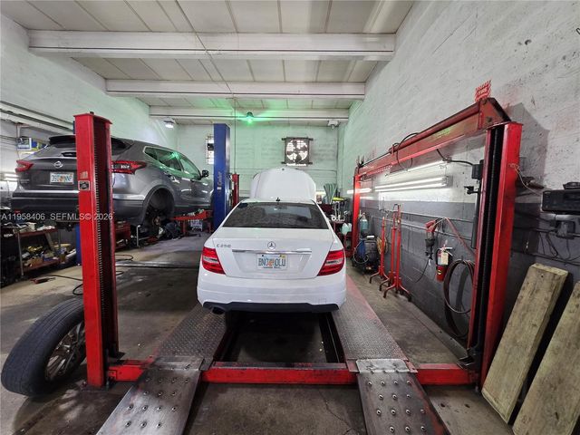 XXXX SW 7th St, Miami, FL 33135