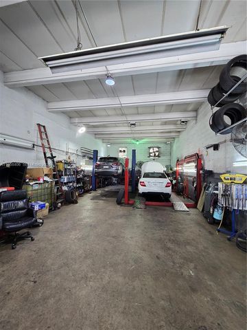 XXXX SW 7th St, Miami, FL 33135