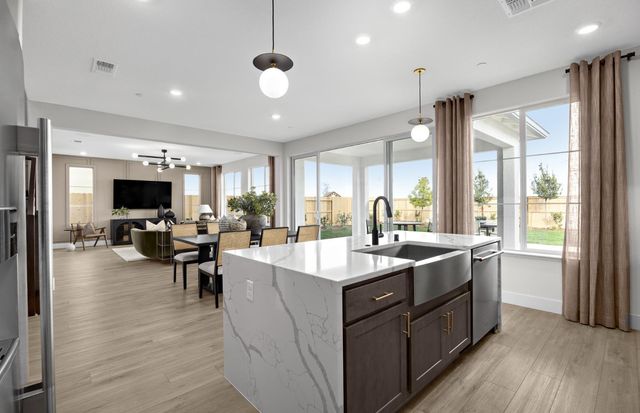 3841 Thimble Rd, Roseville, CA 95747