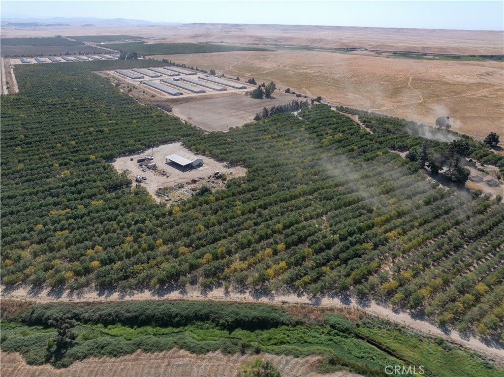 Image 16 of property listing at 0 Robinson Road, Snelling, CA 95369