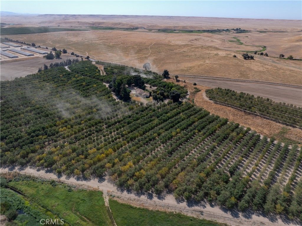 Image 17 of property listing at 0 Robinson Road, Snelling, CA 95369