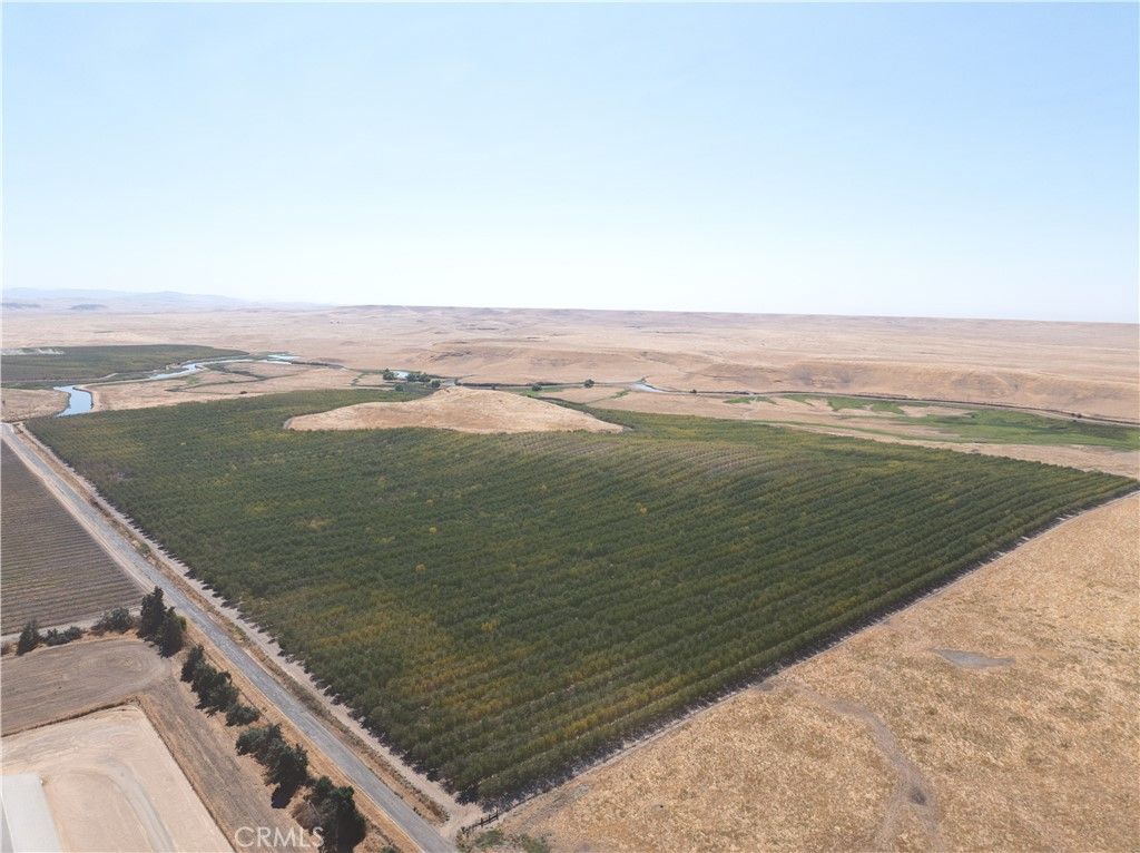 Image 3 of property listing at 0 Robinson Road, Snelling, CA 95369