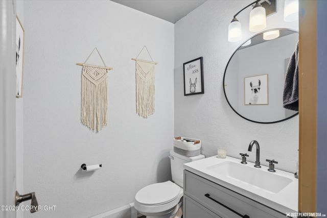 12201 Woodchase Circle, Anchorage, AK 99516