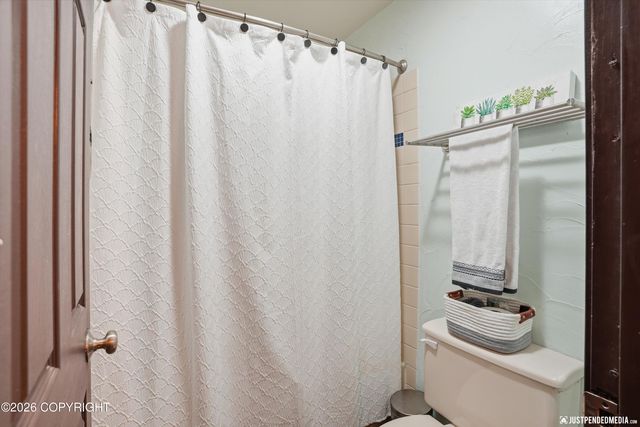 12201 Woodchase Circle, Anchorage, AK 99516