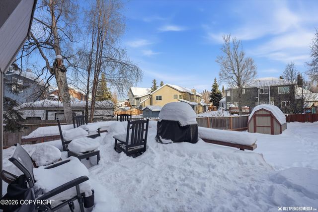 12201 Woodchase Circle, Anchorage, AK 99516