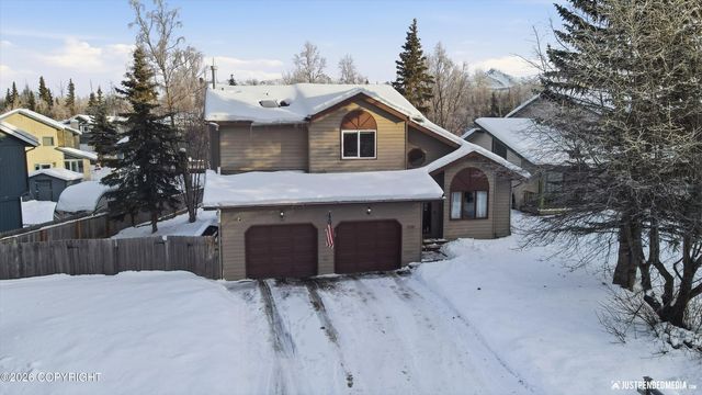 12201 Woodchase Circle, Anchorage, AK 99516