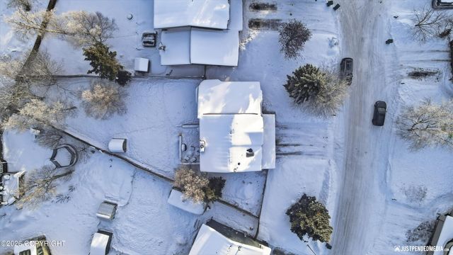 12201 Woodchase Circle, Anchorage, AK 99516