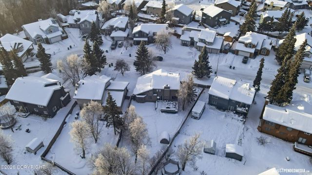 12201 Woodchase Circle, Anchorage, AK 99516