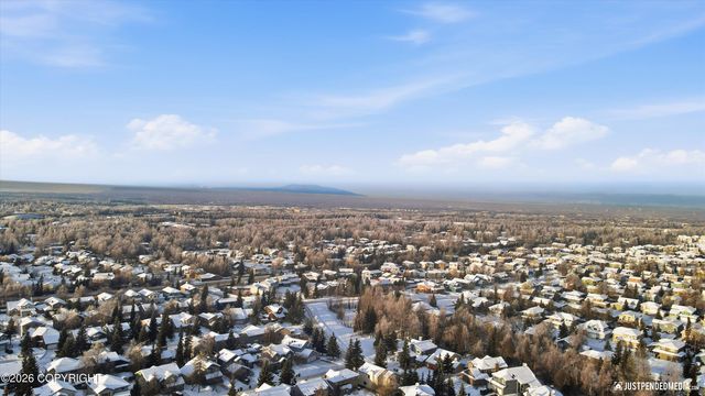 12201 Woodchase Circle, Anchorage, AK 99516