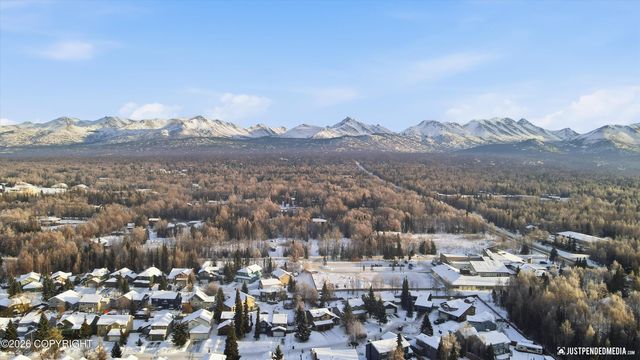 12201 Woodchase Circle, Anchorage, AK 99516