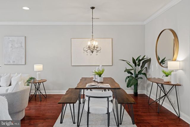 305 CAPTAINS WAY, Philadelphia, PA 19146