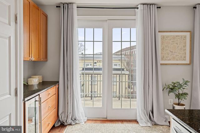 305 CAPTAINS WAY, Philadelphia, PA 19146