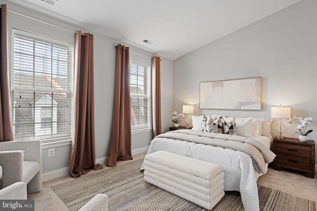 305 CAPTAINS WAY, Philadelphia, PA 19146