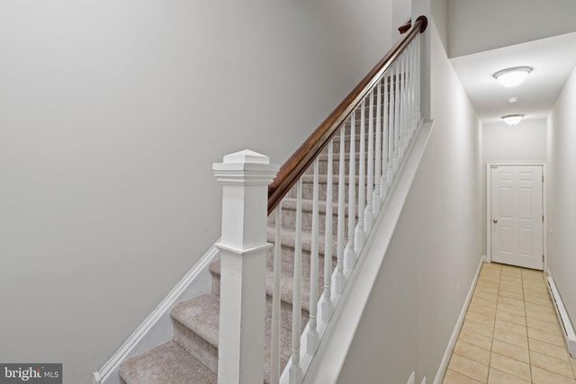 305 CAPTAINS WAY, Philadelphia, PA 19146