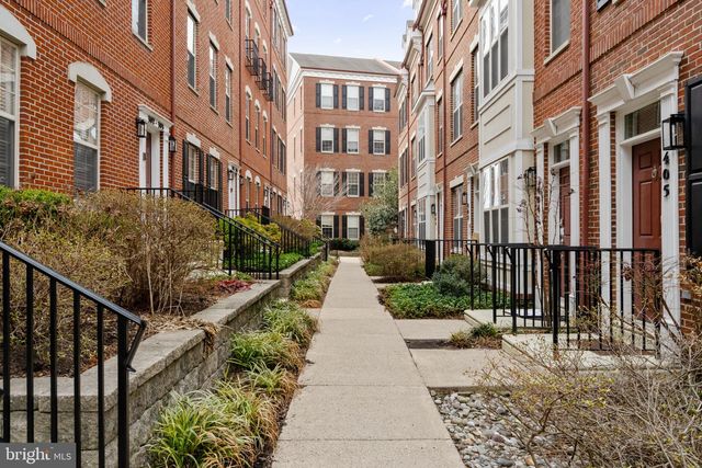 305 CAPTAINS WAY, Philadelphia, PA 19146