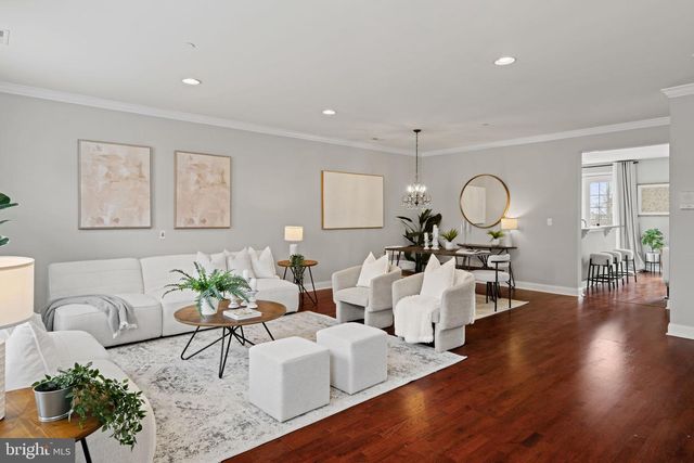 305 CAPTAINS WAY, Philadelphia, PA 19146