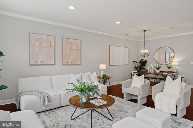 305 CAPTAINS WAY, Philadelphia, PA 19146