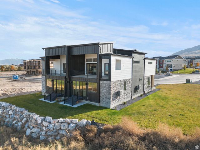 88 E WATSON, Saratoga Springs, UT 84045