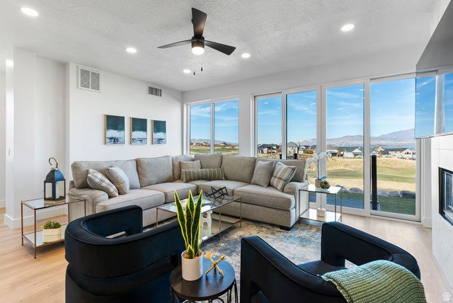 88 E WATSON, Saratoga Springs, UT 84045