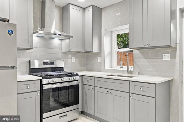 522 PIERCE ST, Philadelphia, PA 19148