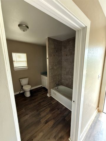 911 Elm Street, Sweetwater, TX 79556