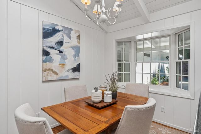 497 Fairway Dr, Novato, CA 94949