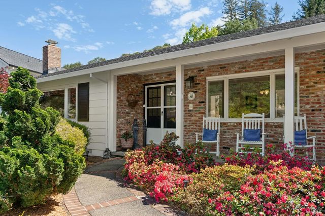 497 Fairway Dr, Novato, CA 94949