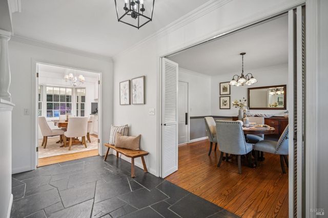 497 Fairway Dr, Novato, CA 94949