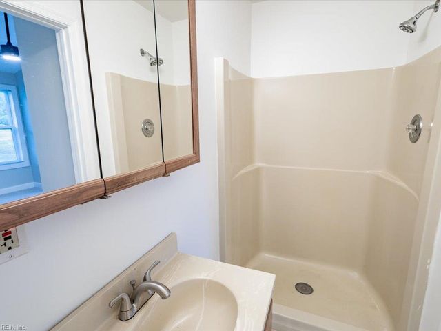 10804 Smiths Neck RD, Carrollton, VA 23314
