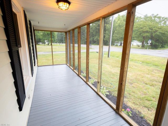 10804 Smiths Neck RD, Carrollton, VA 23314