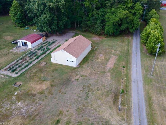 10804 Smiths Neck RD, Carrollton, VA 23314