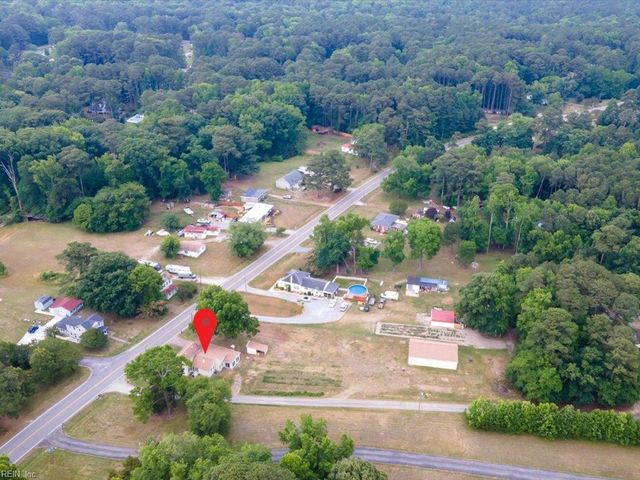 10804 Smiths Neck RD, Carrollton, VA 23314